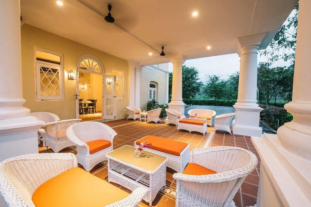 Botanica Mansion Bed & Breakfast Balik Pulau Dış mekan fotoğraf