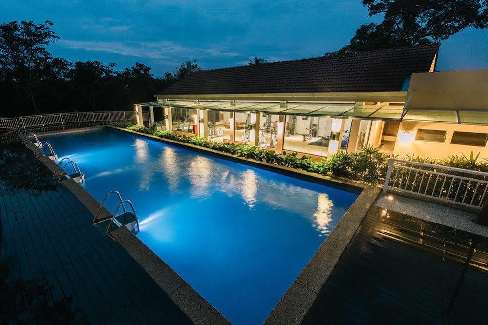 Botanica Mansion Bed & Breakfast Balik Pulau Dış mekan fotoğraf